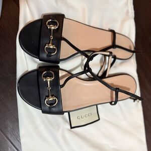 Gucci Black and Gold Leather Sandals